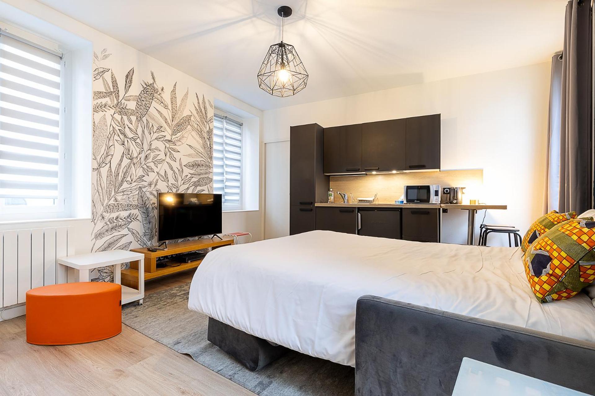 Smart Inn Fontainebleau Centre- Studio Zewnętrze zdjęcie